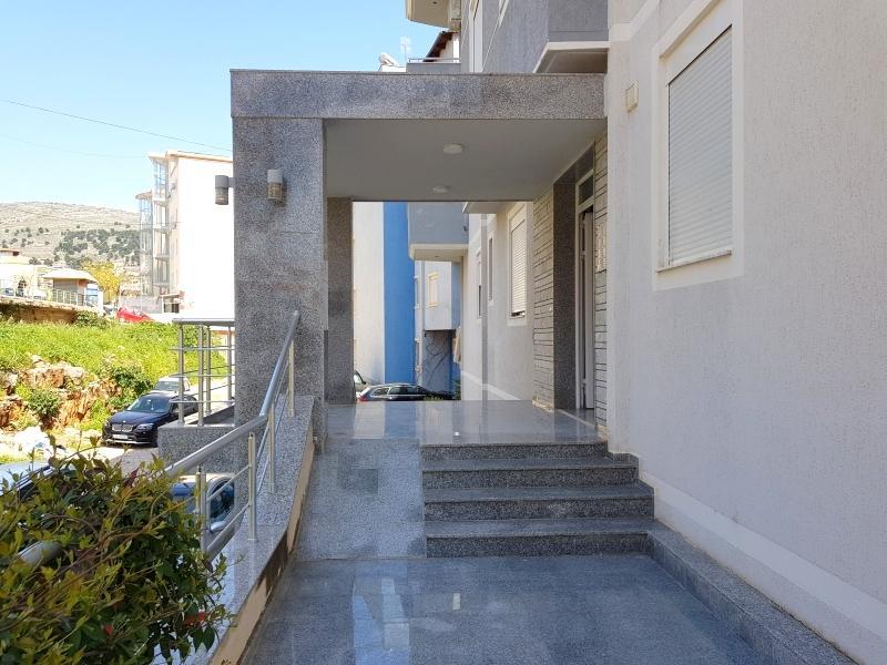 Holiday Apartment Alma Sarande Bagian luar foto
